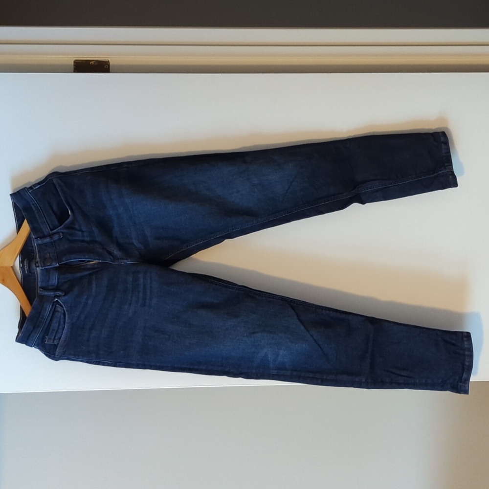Banana Republic Traveler Taper Fit Jeans Volcano Wash 31x32